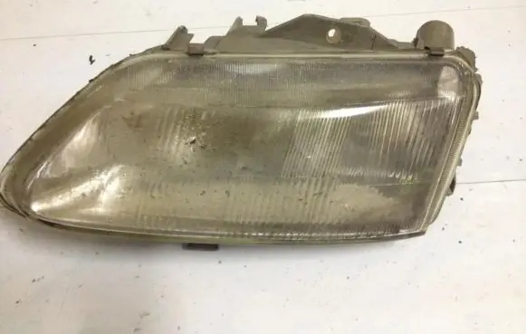Renault Laguna I Headlight/headlamp 1lg00656003