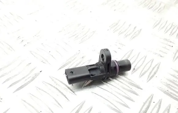 Skoda Octavia Mk3 (5E) Camshaft speed sensor 04L907601