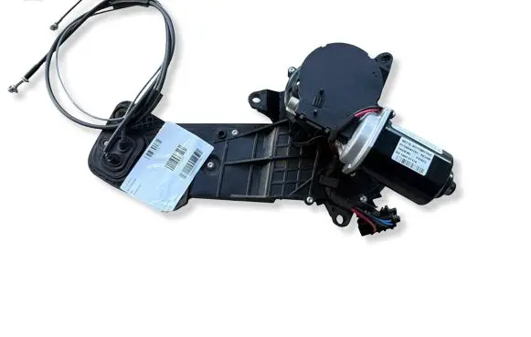 Mercedes-Benz V Class W447 Sliding door motor A4477603400 4477603400