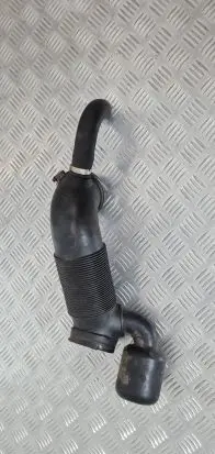 Land Rover Discovery Air intake hose/pipe