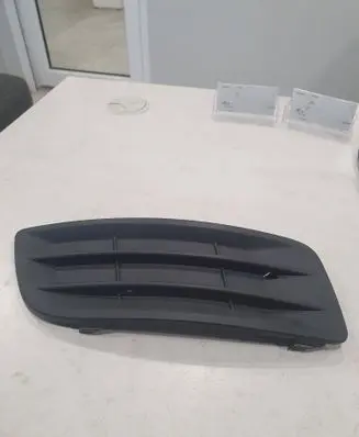 Front bumper lower grill