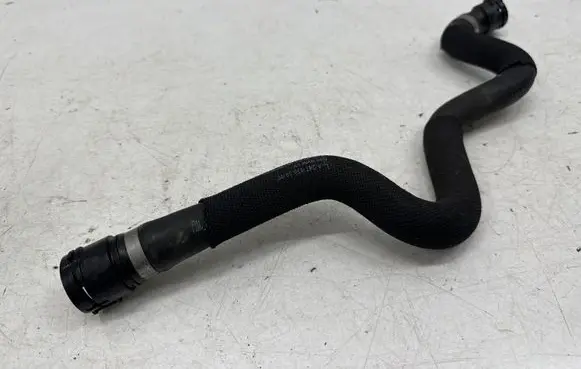Mercedes-Benz CLA C118 X118 Engine coolant pipe/hose A2478303400