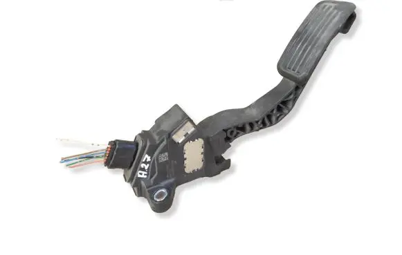Toyota Yaris Accelerator throttle pedal 781100D010 06163B 44376033308