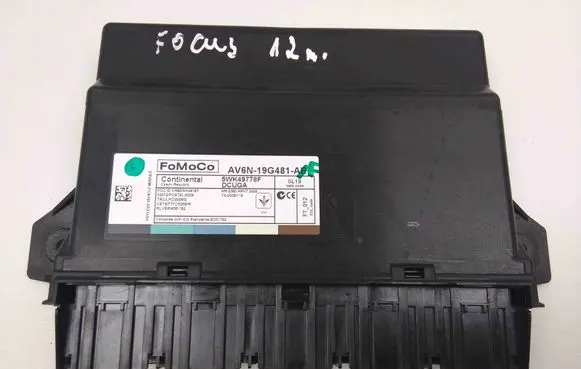 Ford Focus Central body control module AV6N19G481AE