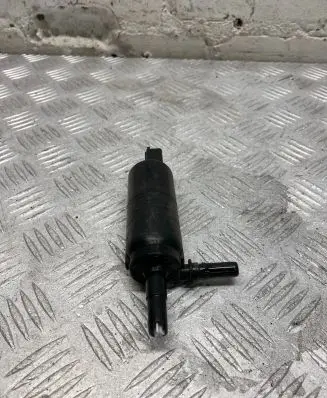 BMW X5 E70 Wiper motor 13264011 3323525 7217792