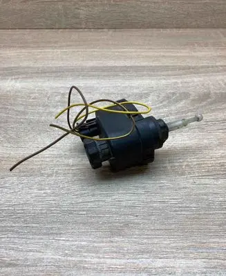 Opel Astra F Headlight level adjustment motor 0307851325 WithPlug