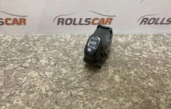 Volvo S60 Electric window control switch 8685288 19206