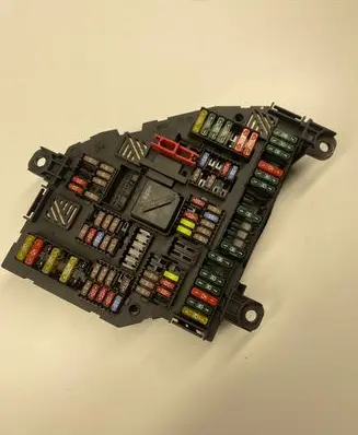 BMW 7 F01 F02 F03 F04 Fuse module 9264924