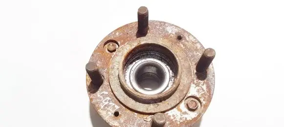 Volvo S40, V40 Rear wheel hub