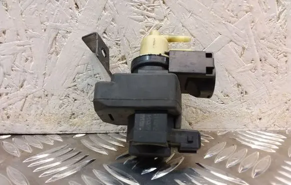 Renault Scenic II - Grand scenic II Vacuum valve 8200486264