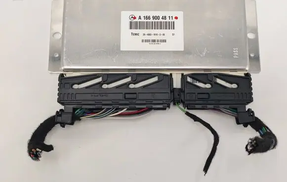 Mercedes-Benz GL X166 ESP (stability system) control unit A1669004811 132143301963 8347505