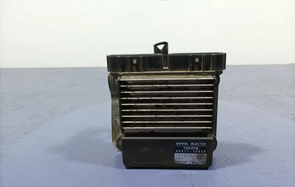 Toyota Avensis Verso Other control units/modules 89871-20050