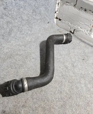 BMW 5 E60 E61 Engine coolant pipe/hose 7769742