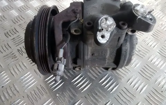 Toyota Avensis T220 Air conditioning (A/C) compressor (pump)