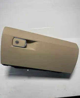 BMW 4 F32 F33 Glove box 51169288283 9228283 2758410