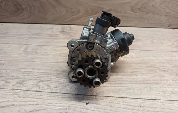 Volkswagen PASSAT B6 Fuel injection high pressure pump 03L130755 0445010507 04101008