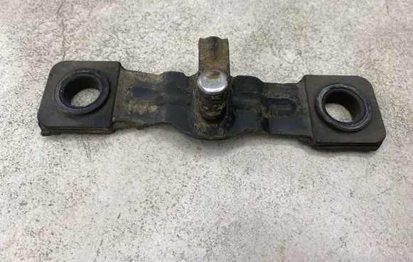 Volkswagen PASSAT B6 Loading door lock loop/hook striker 3C9827507