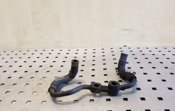 KIA Sorento Engine coolant pipe/hose