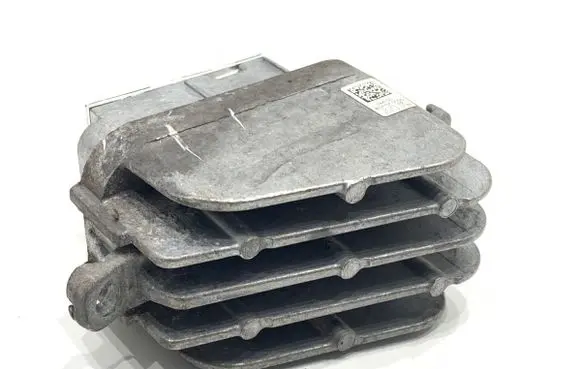 Audi A5 8T 8F Voltage converter/converter module 1305715178