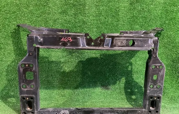 Fiat 500 Radiator support slam panel