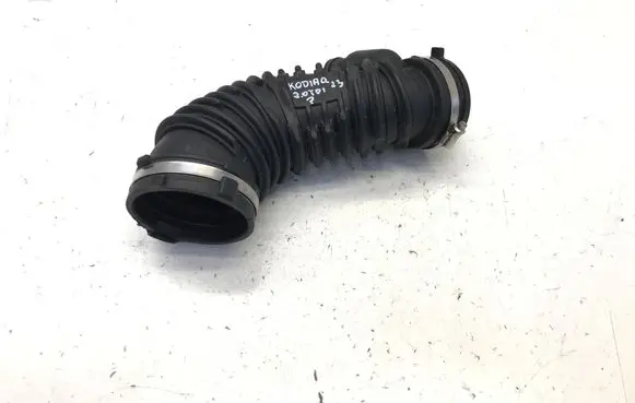Skoda Kodiaq Air intake hose/pipe 5QF129654AC 5QF129656L