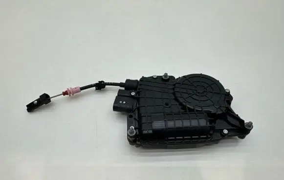 BMW 5 F10 F11 Rear door soft close latching motor 4154310400