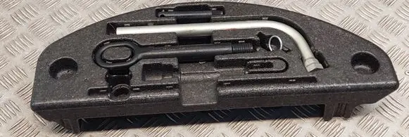 Audi A8 S8 D4 4H Tool box 4H0012110