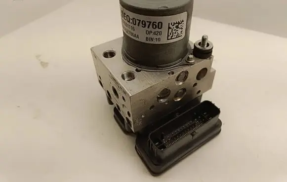Chrysler Pacifica ABS control unit/module 68352786AA