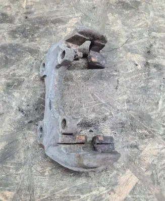 Mercedes-Benz E W211 Brake caliper pad carrier rear