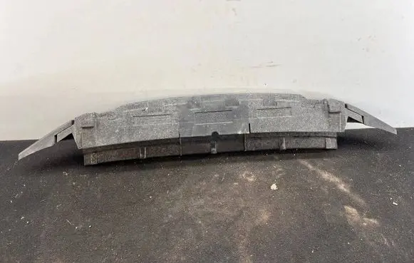 Audi Q7 4L Front bumper foam support bar 4L0807550