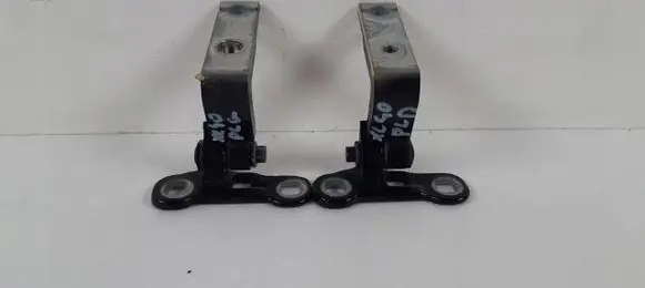 Volvo XC40 Front door