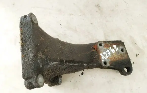Volkswagen Golf II Engine mounting bracket