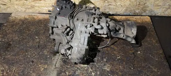 Mitsubishi Pajero Gearbox transfer box case 