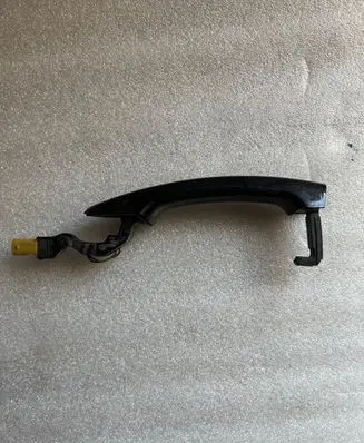 Audi Q2 - Front door exterior handle 8V0837206