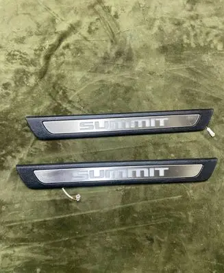 Jeep Grand Cherokee Foot area side trim 12312351256