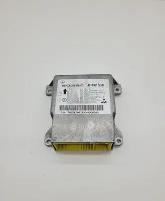 Mercedes-Benz CLS C218 X218 Airbag control unit/module A2189015200