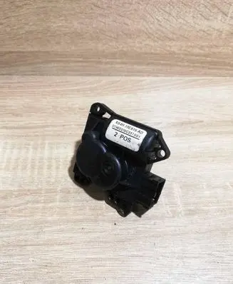 Ford Focus Air flap motor/actuator XS4H19E616AD