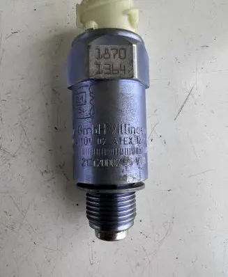 Iveco Daily 4th gen Speed sensor (speedometer sensor) 217120002125 10R053434