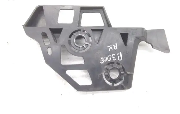 Peugeot 3008 I Front bumper mounting bracket