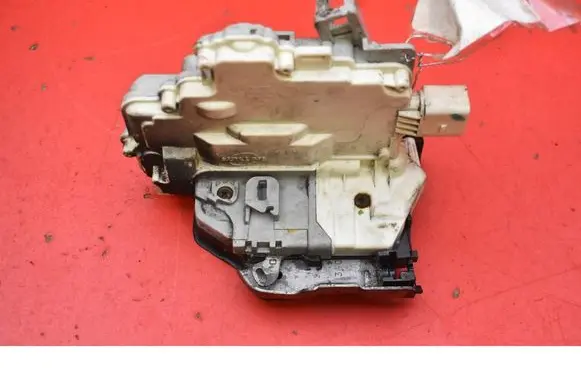 Audi A5 8T 8F Front door lock 8J1837016A