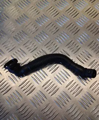 Volkswagen PASSAT B7 Breather hose/pipe 03L103493AE
