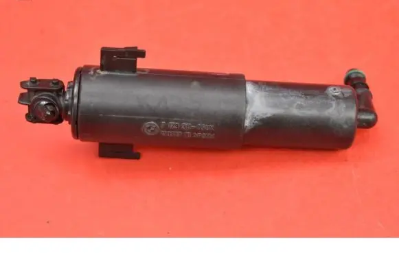 BMW 3 E90 E91 Windshield washer spray nozzle 79311-05