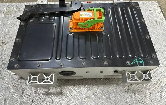Renault Arkana Hybrid / electric car battery 295101148R