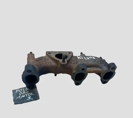 Volkswagen Polo Exhaust manifold 045253033