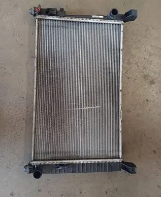 Mercedes-Benz B W245 Coolant radiator A1695002704 A1695001703