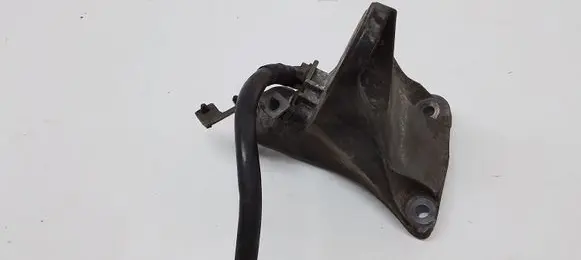 Audi Q7 4L Engine mounting bracket 7L8199308A