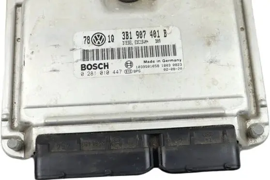 Volkswagen PASSAT B5.5 Engine control unit/module 3B1907401B 0281010447