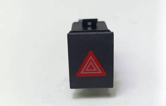 Volkswagen Polo IV 9N3 Hazard light switch 6Q0953235A
