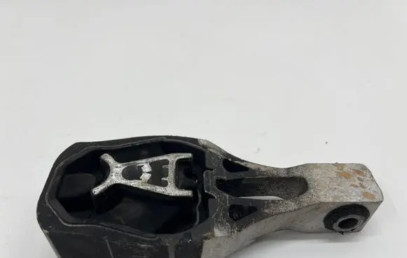 Peugeot 3008 III Gearbox mount 9811786680