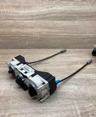 Skoda Fabia Mk1 (6Y) Climate control unit 6Y0819045B